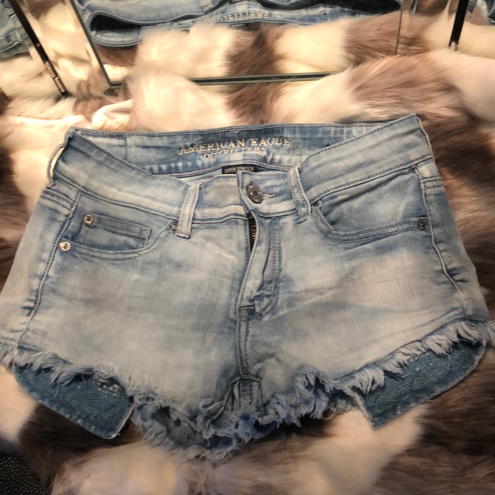 American Eagle shorts size 4